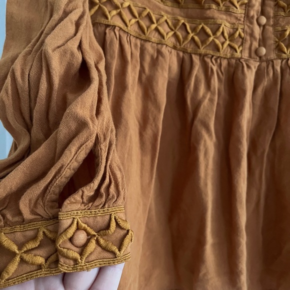 JODIFL Rust-Brown Embroidered V-Neck Top - Picture 3 of 7